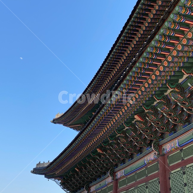 building,건물,pagoda,탑,architecture,건축물,하늘,달,한옥,고궁,한국,korea,moon,sky