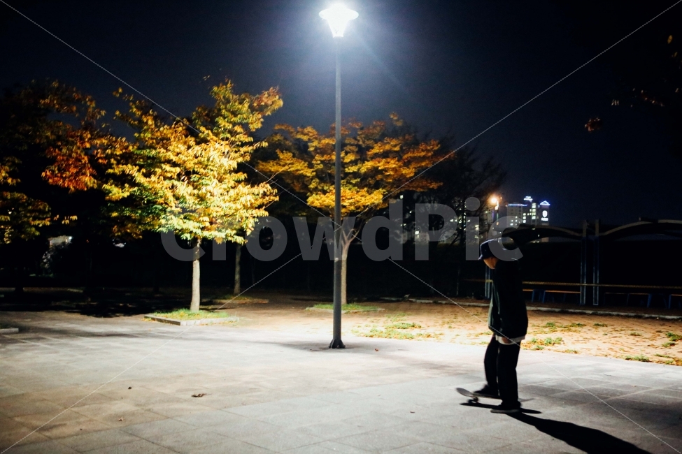 스포츠,조명,즐거움,짜릿함,시작,야경,밤,풍경,nightscape,night,landscape,사람,인물,인간,human,person,스포츠,레저,운동,sports,leisure,exercise