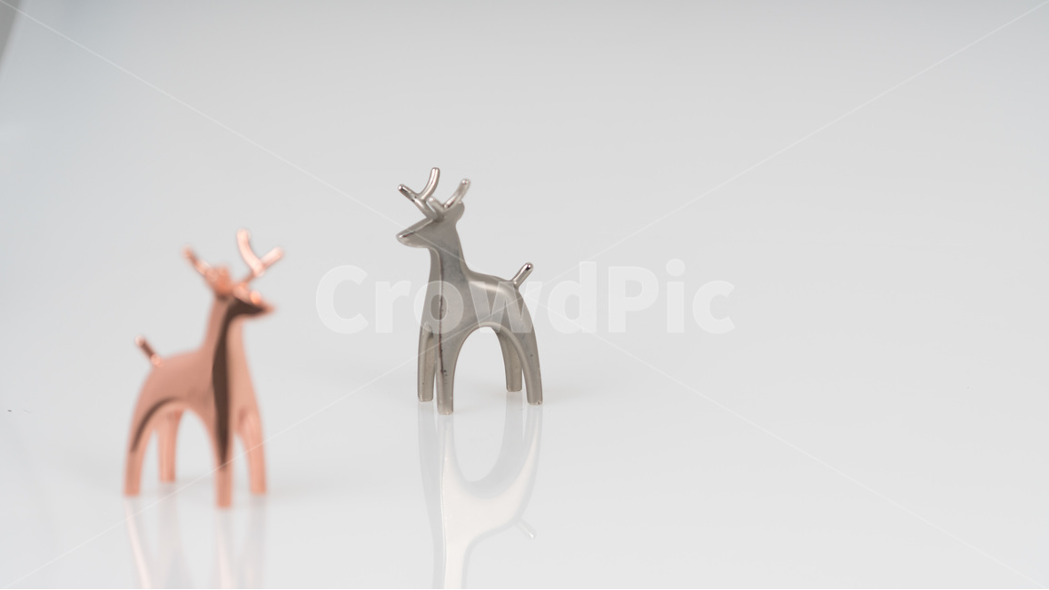 심리학,생활,커플,사슴,동상,골드,실버,함께,사랑,노루,금속,럭셔리,동물,뿔,반사,빤짝,광채,쥬얼리,루돌프,크리스마스,아웃포커싱,보석,귀금속,귀여운,액세서리,장식품,백그라운드,사물,물건,오브젝트,thing,object,matter