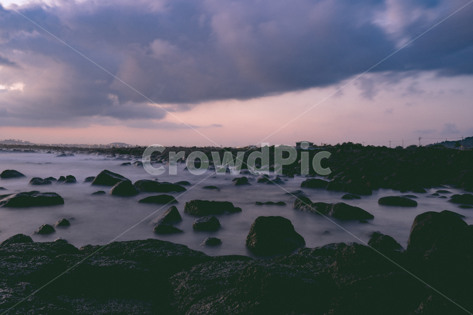 nature,자연,outdoor,옥외,sky,하늘,일몰,파도,sunset,노을,수평선,장노출,해안선,water,물,ocean,대양,sea,바다,coast,연안,land,땅,outdoors,shoreline,자연,풍경,nature,landscape
