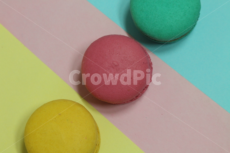 구체,동그라미,마카롱,cmy,macaron,색감,노랑,분홍,핑크,하늘,yellow,pink,blue,노란색,분홍색,하늘색,원,circle