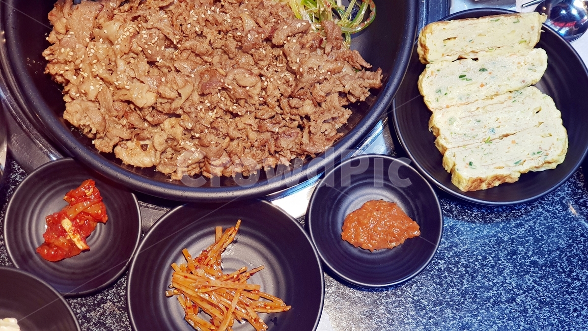 고기,음식,푸드,반찬,상추,점심,food,먹방,런치,제육볶음,파채,딜리셔스,meal,lunch,식사,음식,식재료,요리,food,cook,meal,dishes,food reserves,육류,고기,meat,한식,한국음식,한국요리,korean food,korean dishes,korean meal,korean cook