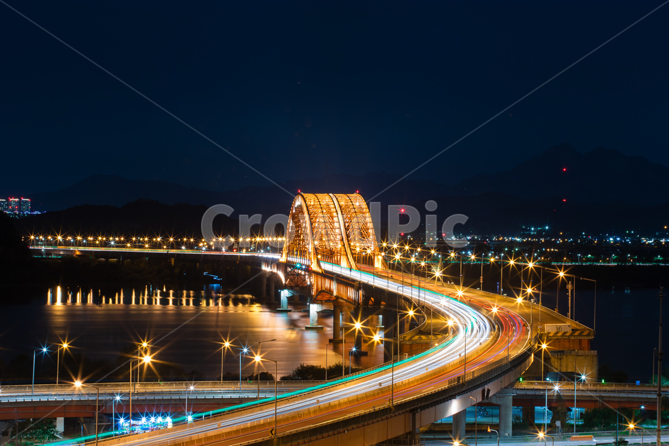 road,도로,freeway,고속도로,야경,한강,다리,방화대교,풍경,야경,밤,풍경,nightscape,night,landscape,도시,city,한국도시풍경,한국도시경관,korea cityscape,교통,교통수단,traffic,transportation,고속 도로