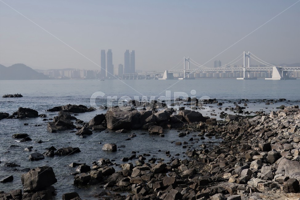 부산,바다,광안리,광안대교,해상,복층,교량,해안,해변,풍경,도시,풍경,city,landscape,한국도시풍경,한국도시경관,korea cityscape,랜드마크,landmark,tourist attraction,한국랜드마크,한국관광지,한국명소,korea landmark,korea tourist attraction,rubble,파편