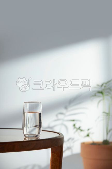 naturallight, sunlight, light, table, display, 사진,이미지,일러스트,캘리그라피 ...