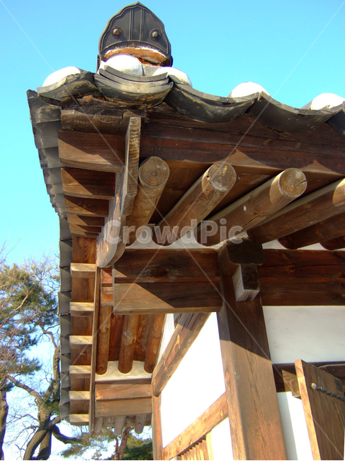 한옥,겨울,눈,한국,전통집,기와,koreanstylehouse,oriental,winter,snow,tileroofedhouse,한국전통,한국문화,korean traditional,korean culture,건축물,건물외관,exterior,building,structure,architecture,construction
