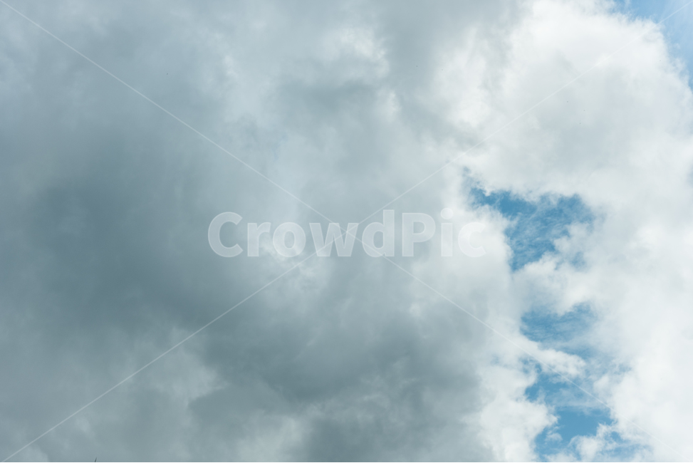 background,wether,날씨,하늘,구름,배경,sky,blue,backgournd,bluesky,cloud,여름,시원함,청량,청량한하늘,맑은하늘,맑다,맑은,푸른,뭉개구름,솜사탕,구름솜사탕,솜사탕구름,먹구름,비구름,태풍,폭풍,우중충,우울한,우울한하늘,흐린하늘,흐린,흐리다,자연,풍경,nature,landscape,outdoors,옥외
