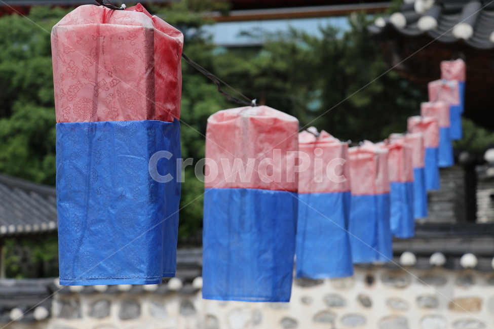 traditional village,Namsan,daily life photos,Everyday life,Emotional photo,Cheongsa Lantern,daily,sight,Emotion,Namsan Hanok Village,Korean tradition,Chungmuro