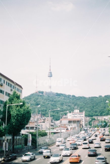 서울,남산,남산타워,평일,자동차,시내,필름,필름사진,namsan,seoul,tower,car,film,한국도시풍경,한국도시경관,korea cityscape