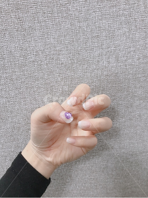 네일아트,하트네일,손톱연장,하트파츠,파츠네일,셀프네일,사람,인물,인간,human,person,신체일부,몸,body,뷰티,미용,beauty treatment
