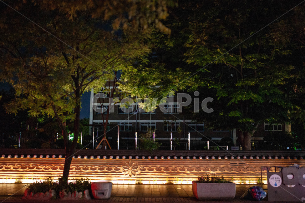 한옥마을,밤,풍경,야경,전통,야경,밤,풍경,nightscape,night,landscape,한국전통,한국문화,korean traditional,korean culture,건축물,건물외관,exterior,building,structure,architecture,construction