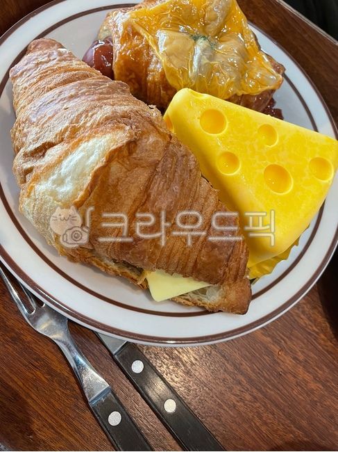 디저트,크로와상,빵,디저트빵,케이크