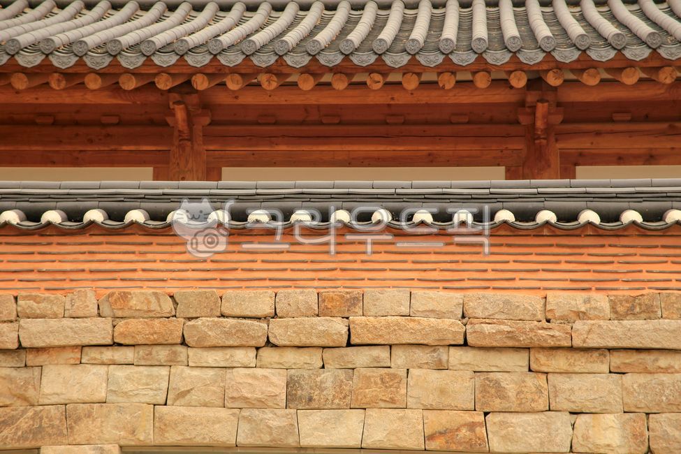 보타사,사찰,절,기와,지붕,돌담,돌,담,벽,처마