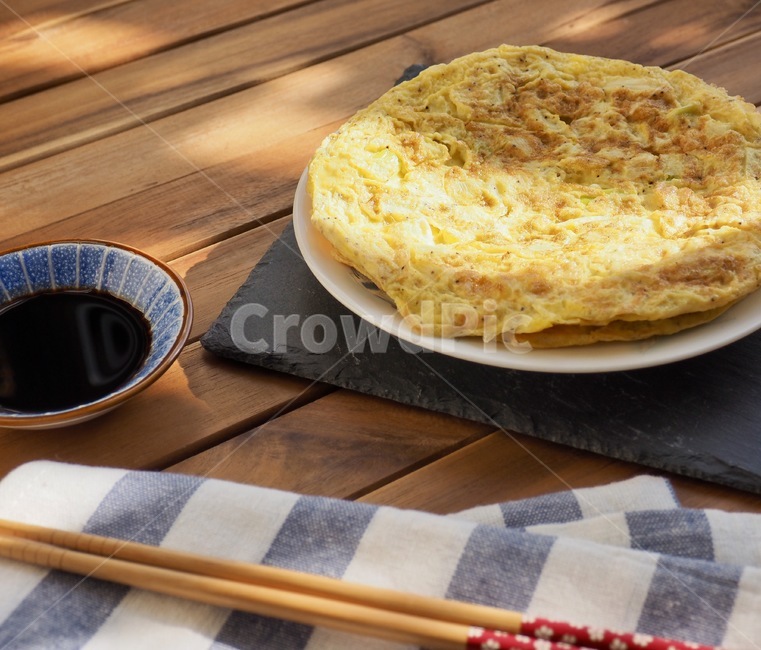 식품,한식,한국문화,한국,음식문화,웰빙,아시아,접시,전통,설날,추석,추석음식,설날음식,명절,명절음식,korea,koreanculture,foodculture,wellbeing,asia,dish,tradition,계란,계란부침개,부침개,음식,한국음식,아시아음식,배경,문화,egg,eggpancake,koreanpancake,food,koreanfood,asianfood,background,culture,음식,식재료,요리,food,cook,meal,dishes,food reserves
