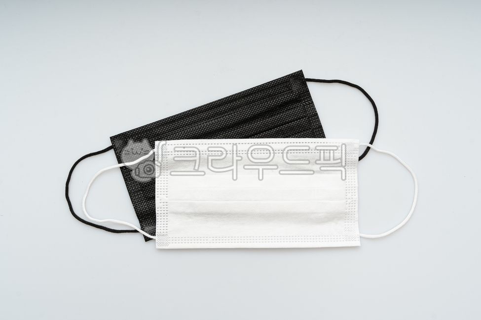 마스크,방역,코로나바이러스,코비드19,일회용,일회용마스크,방역마스크,보건,의료,예방,보호,차단,감염,흰색,검정색,바이러스,전염,건강,위생,건강관리,의학,방어,안전,미세먼지,먼지,공기,오염,위생마스크,기침,감기,호흡기,질환