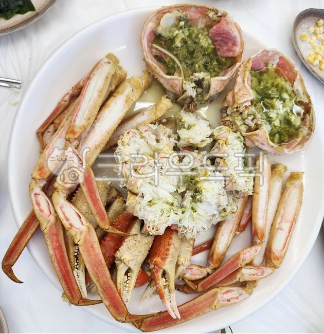 food,음식,대게,대게찜,plate,게등껍찔,게등껍딱,동해음식