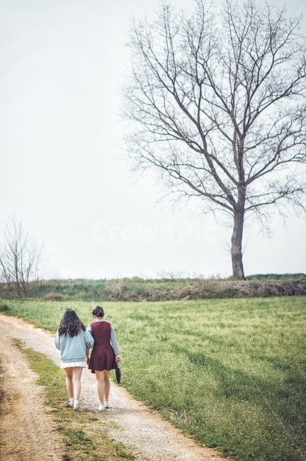 풍경,동행,자매,공원,소풍,sister,landscape,snap,photo,스냅사진,사람,인물,인간,human,person,여성,여자,woman,female,lady,친구,우정,friendship,companion,여행,휴가,traveling,vacation,trip