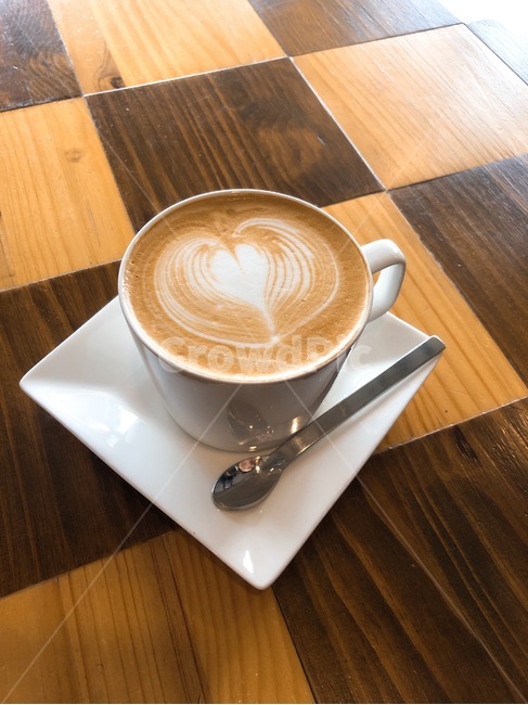 커피,coffee,라떼아트,카페모카,카페,하트,테이블,커피잔,커피한잔,실내,고요,휴식,힐링,cafe,healing,relaxation,커피,카페,coffee,cafe