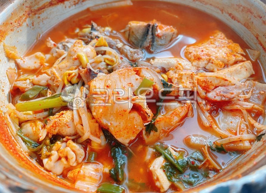 soup,Goni soup,egg,vegetable,rice thief,ecology,pot,two spoon pot,bang,ecological bath,ingredients,dynamic,Wolf,cooking,Altang,Goni,cook,Dongtaetang,food,Fish soup,meal,dish,fish,mukbang,tofu,Yangpunidong Taetang