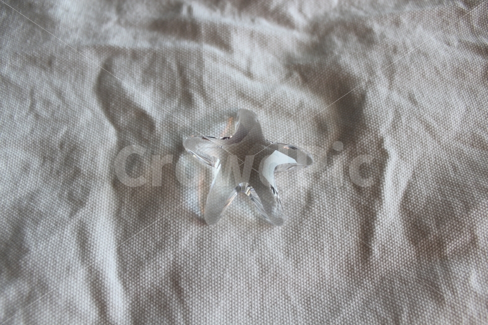 유리조각,유리,투명,광목,glasssculpture,glass,cottoncloth,clear,사물,물건,오브젝트,thing,object,matter
