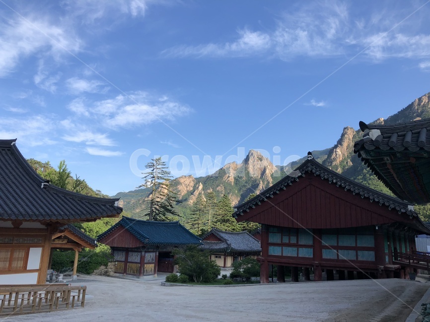 설악산,기와지붕,기와집,사찰,산,기와,하늘