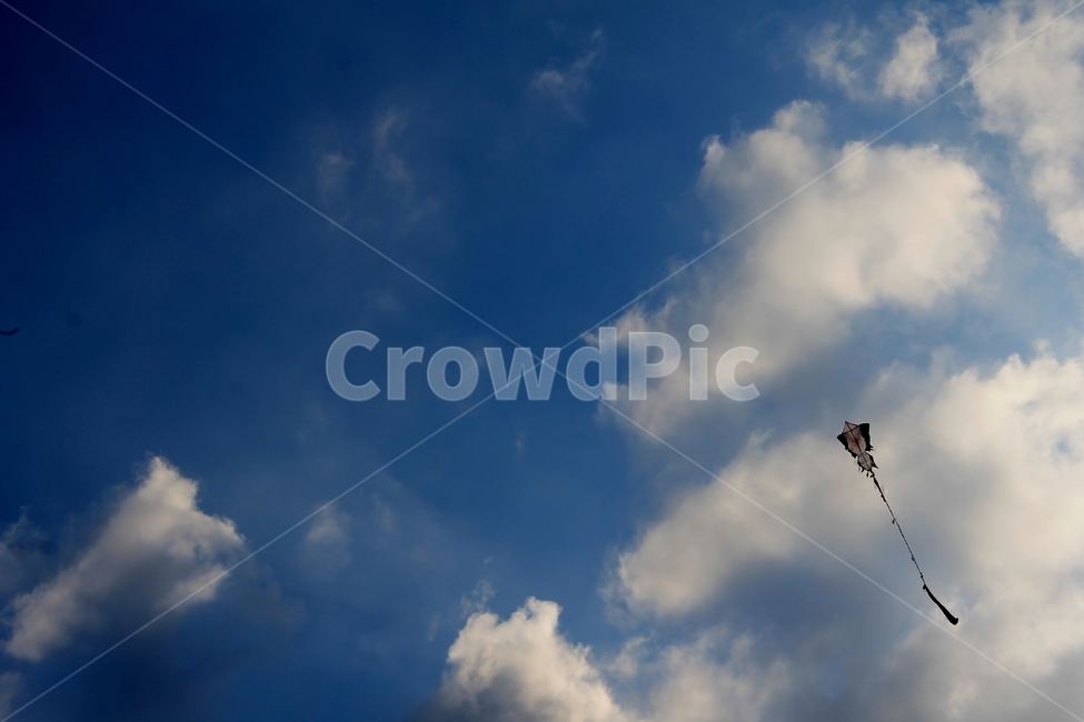 연,연날리기,kite,flingkite,kitefling,sky,하늘,파란하늘,bluesky,clouds,구름