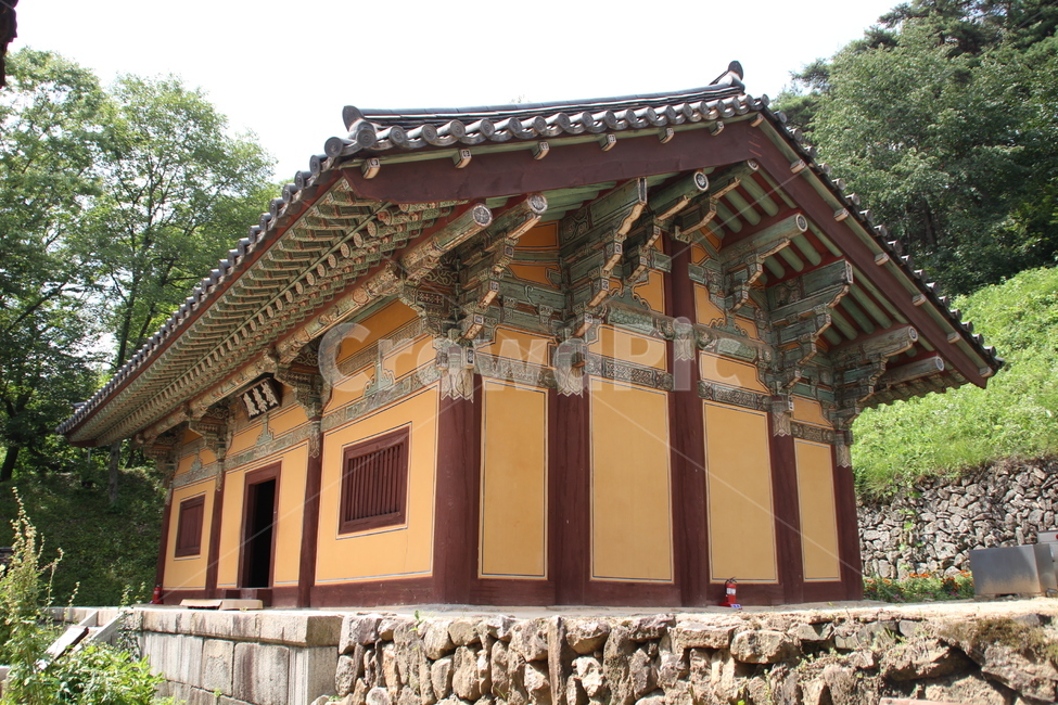 한국,안동,봉정사,사찰,학술,건축,korea,andong,bongjeongsa,temple,academic,architecture,한국전통,한국문화,korean traditional,korean culture,건축물,건물외관,exterior,building,structure,architecture,construction