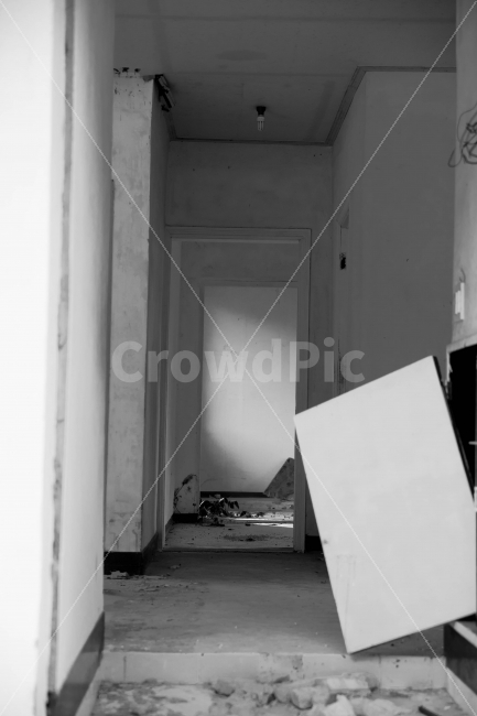 페허,빈집,허전함,공허함,스산함,리모델링,재건축,인테리어,실내디자인,interior design,흑백,모노톤,monochrome,black and white