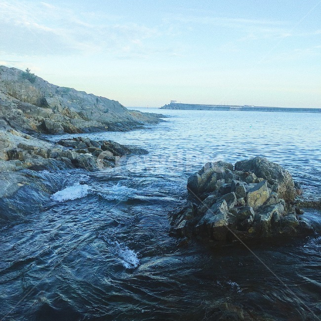 바다,파도,푸른느낌,파란,바닷가,바위,자연,풍경,nature,landscape,promontory,곶,ocean,대양,water,물,outdoors,옥외,sea