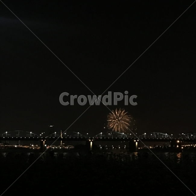 불꽃놀이,불꽃축제,야경,밤,감성,firework,festival,nightview,야경,밤,풍경,nightscape,night,landscape,도시,city,축제,행사,festival,carnival,event,nature,자연,outdoors,옥외