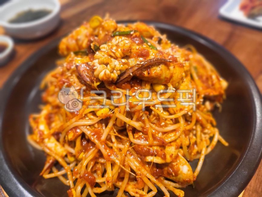 오징어찜,오징어고니알찜,해물찜,오징어콩나물찜,고니찜,콩나물찜