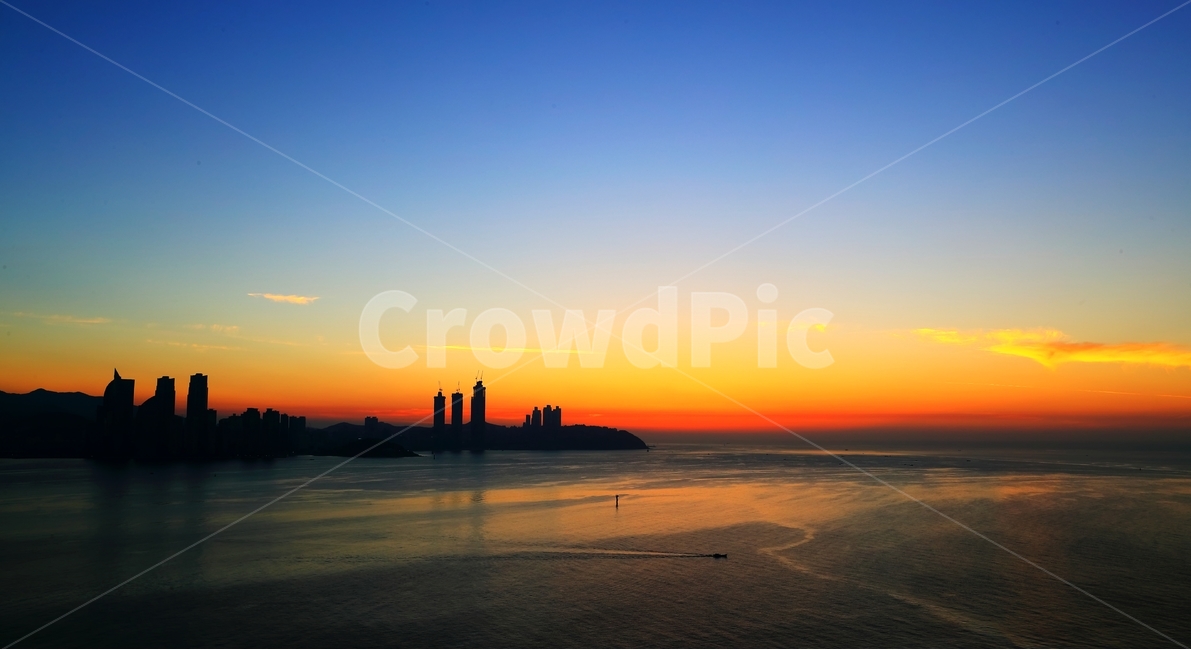 여명,해운대,일출,바다,마린시티,새벽,자연,풍경,nature,landscape,sunset,일몰,red sky,붉은 하늘,sky,하늘,dusk,황혼,dawn,outdoors,옥외
