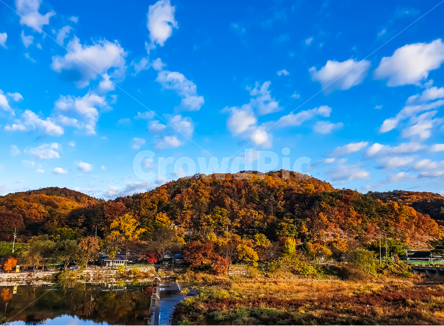 가을,autumn,단풍,maple,자연,nature,하늘,sky,구름,clouds,산,mountains