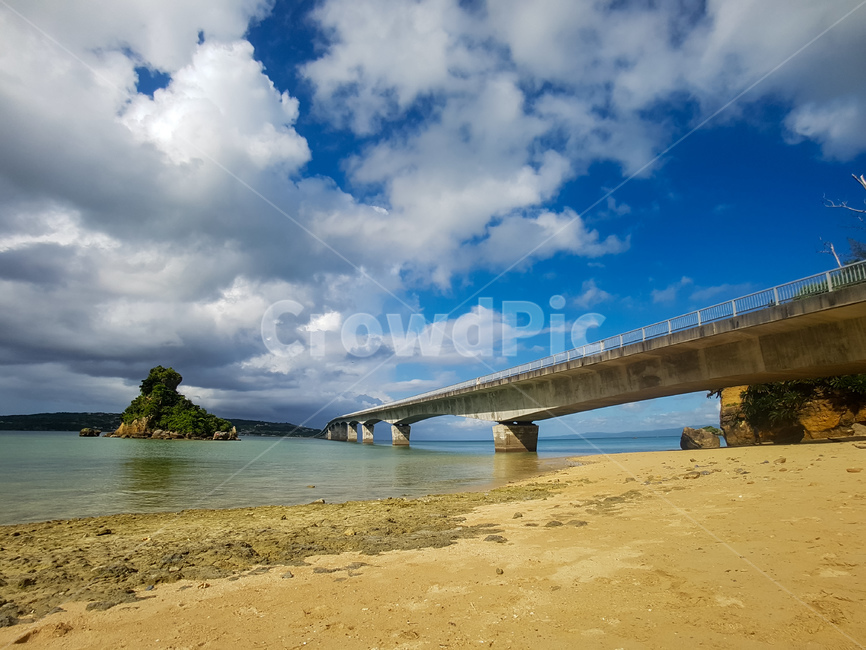 road,도로,bridge,다리,landscape,sightsee,오키나와,교각,pier,코우리대교,sky,화창한,풍경,바다,sea