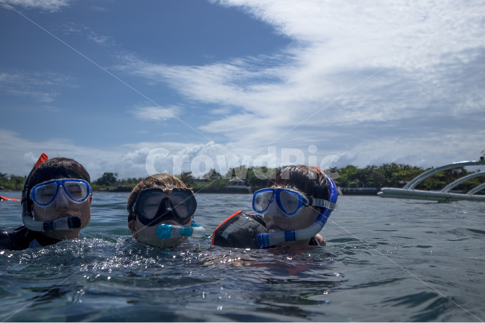 스노쿨링,필리핀,바다,휴가,친구,남자,friends,activity,leisure,summer,sea,philippines,cebu,snorkeling,boys,sky,nature,자연,여행,휴양지,액티비티,레저,잠수,여름,피서,자연,풍경,nature,landscape,사람,인물,인간,human,person,남성,남자,man,male,여행,휴가,traveling,vacation,trip,스포츠,레저,운동,sports,leisure,exercise,water,물,diving,다이빙,diver,잠수부,sport,스노클링