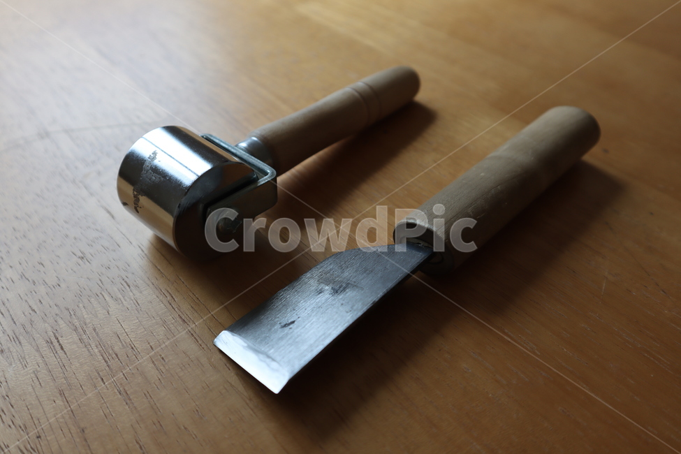 가죽공예,공예,수공예,도구,물건,stuff,잡동사니,blade,roller,구두칼,롤러,사물,물건,오브젝트,thing,object,matter