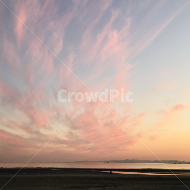 nature,자연,outdoors,옥외,water,물,shoreline,해안선,관광,풍경,landscape,해변,beach,관광명소,touristattraction,색깔,색상,색감,color,바다,sea,여름,계절,summer,season,sky,하늘,다대포해수욕장,pinky,구름,cloud,노을,sunset,부산,busan,감성사진