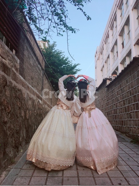 한복,서울,자매,자매한복,자매데이트,한복,한국전통의상,hanbok,korean traditional clothes,사람,인물,인간,human,person,여성,여자,woman,female,lady