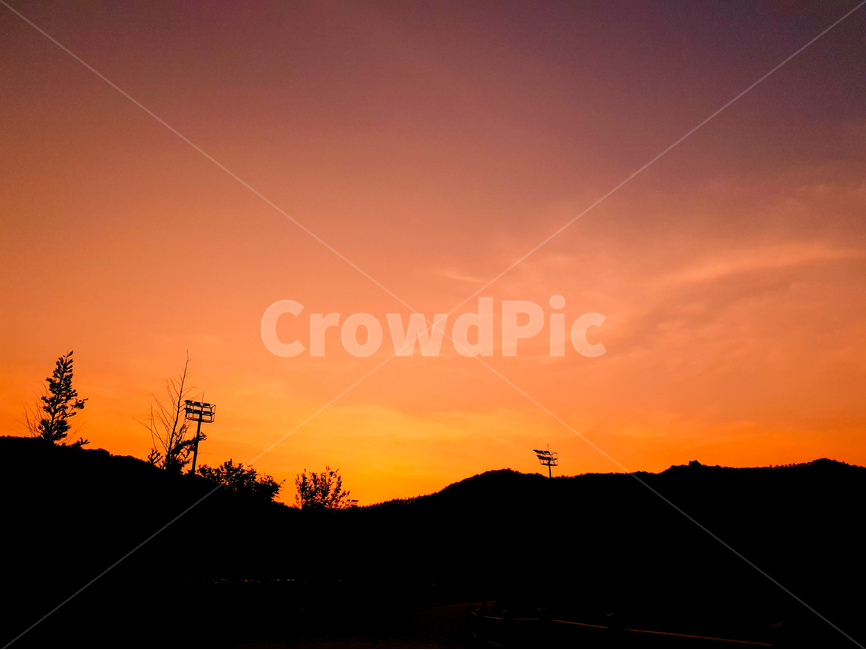 노을,여명,나무,풍경,구름,자연,풍경,nature,landscape,실루엣,그림자,silhouette,shadow,outdoors,옥외,dusk,황혼,sunset,일몰,dawn,새벽,sky,하늘,red sky,붉은 하늘