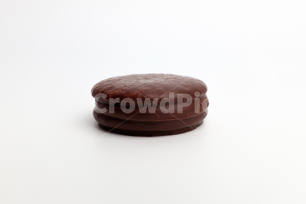 초콜릿,파이,초코파이,빵,디저트,후식,제과,간식,달콤한,케이크,음식,식사,쿠키,빵과자,밀가루,마시멜로,설탕,부드러운,스낵,갈색,식품,비스킷,바삭한,촉촉한,과자,음식,식재료,요리,food,cook,meal,dishes,food reserves