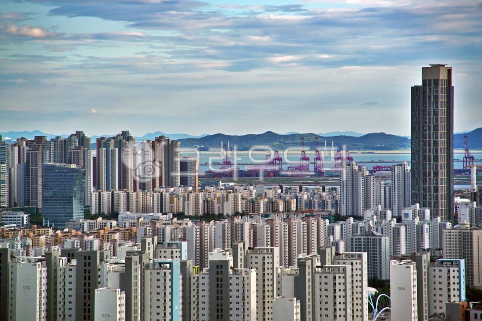 Songdo,Incheon,Songdo International City,skyscraper,office,Songdo New Town,building