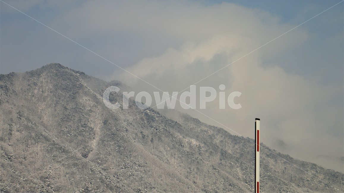 설산,겨울,눈,산,구름,계절,감성,whitemountain,snow,mountain,자연,landscape,mountainscape,scape,season
