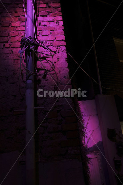골목,벽돌,벽,불빛,색감,alley,light,wall,streetlamp