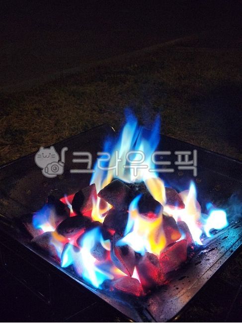 Aurora,fire,fire hole,Aurora fireworks,flame,Camping,bonfire