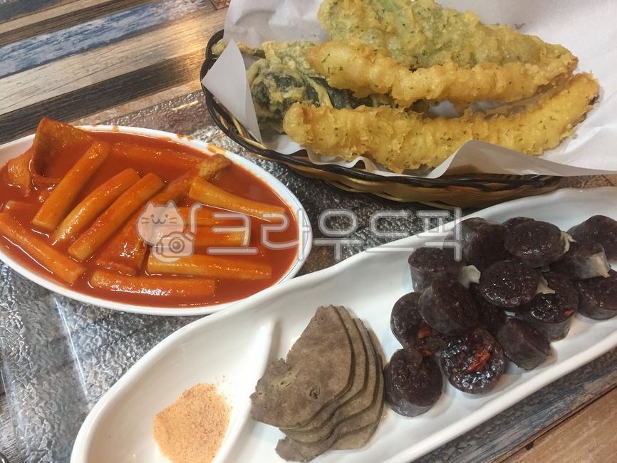 분식,떡볶이,튀김,순대,간편식,노점상