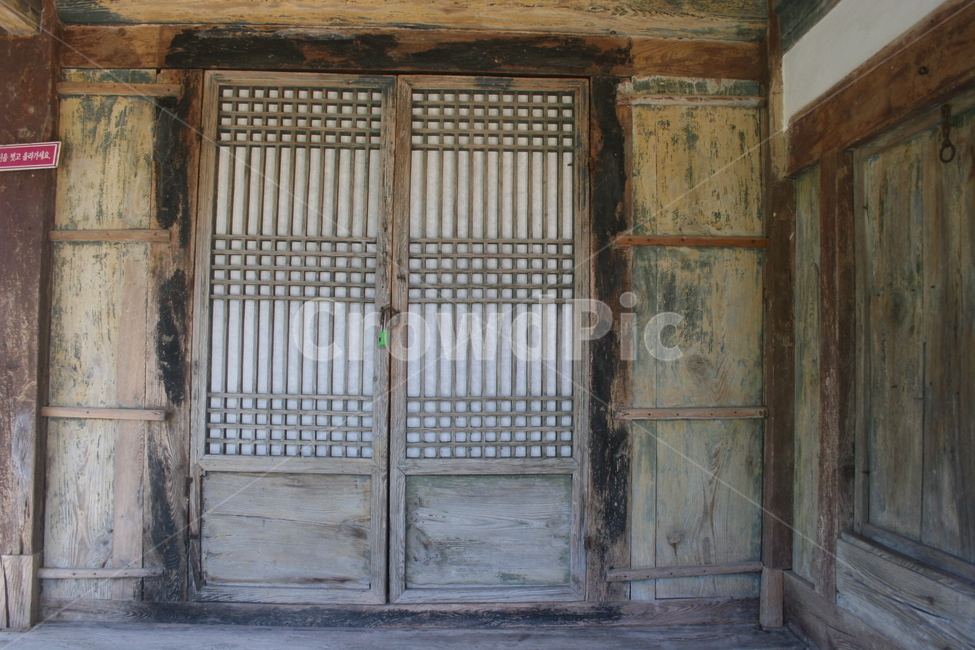 옛것,우리것,문풍지,문틀,고유의문양,한국전통,한국문화,korean traditional,korean culture,건축물,건물외관,exterior,building,structure,architecture,construction