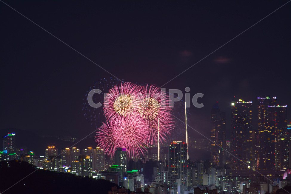 부산불꽃축제,풍경,불꽃,자연,축제,야경,부산,야경,밤,풍경,nightscape,night,landscape,도시,city,한국도시풍경,한국도시경관,korea cityscape,축제,행사,festival,carnival,event,nature,outdoors,옥외