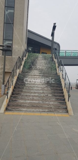 handrail,난간,banister,계단,stairs,땅,land