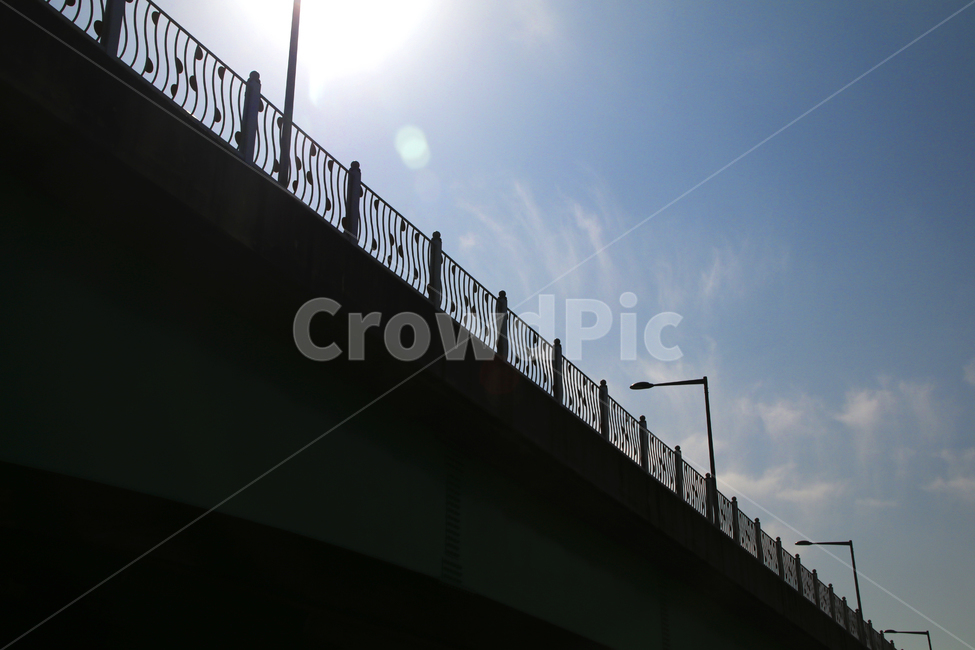 도시,하늘,다리,육교,가로등,건축물,건물외관,exterior,building,structure,architecture,construction