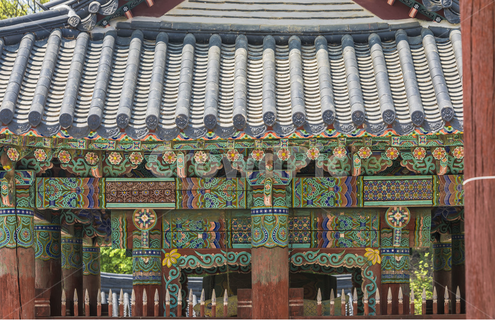 일주문,신륵사,단청,문양,무늬,한국의미,관광명소,종각,기와,한국전통,한국문화,korean traditional,korean culture,종교,신앙,religion,belief,faith,건축물,건물외관,exterior,building,structure,architecture,construction